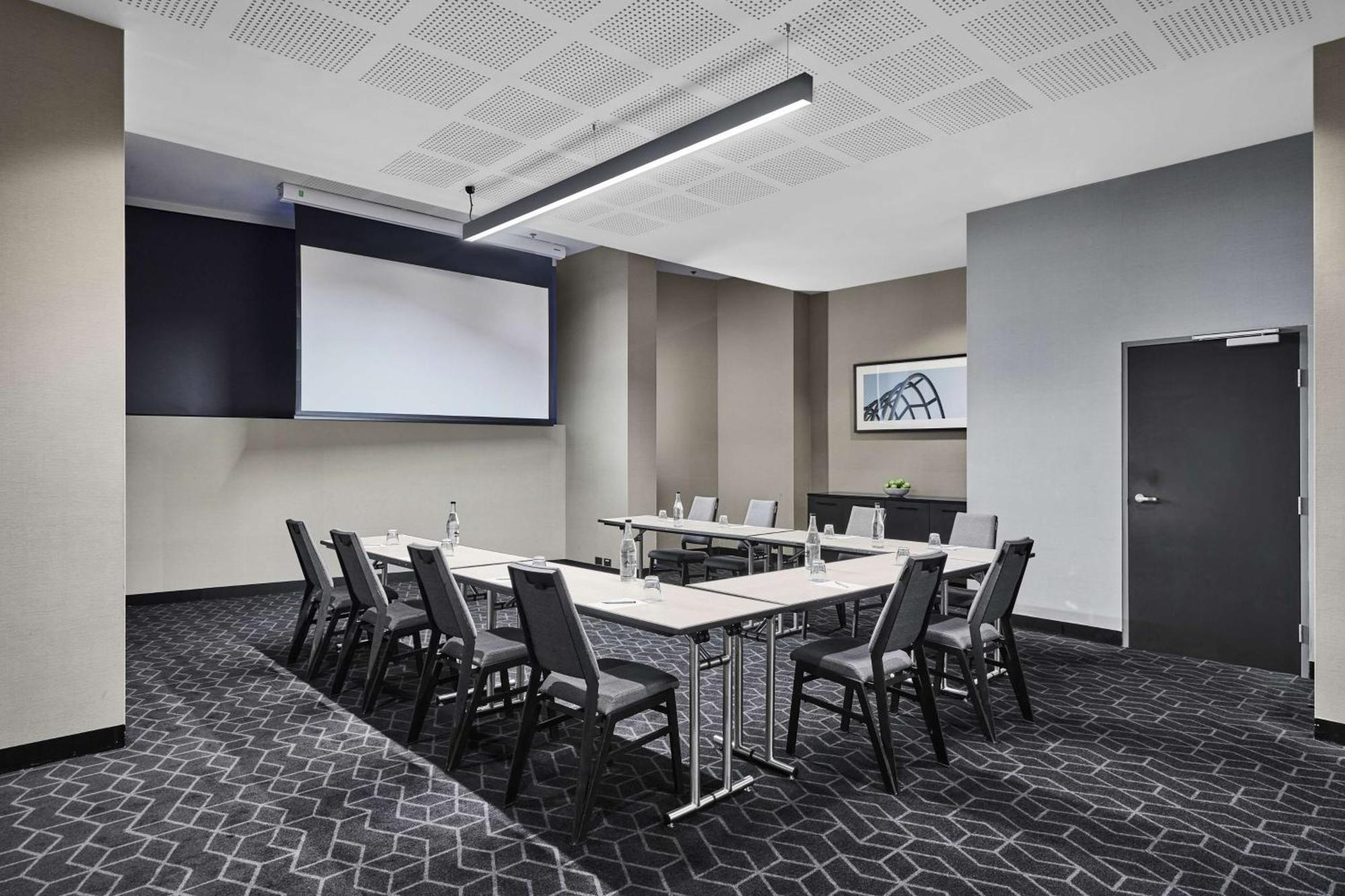 Vibe Hotel Melbourne Docklands Екстер'єр фото