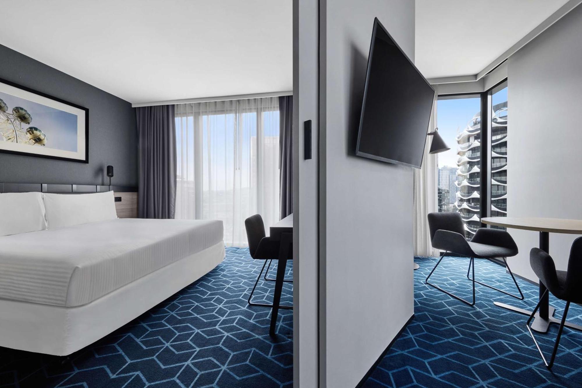 Vibe Hotel Melbourne Docklands Екстер'єр фото