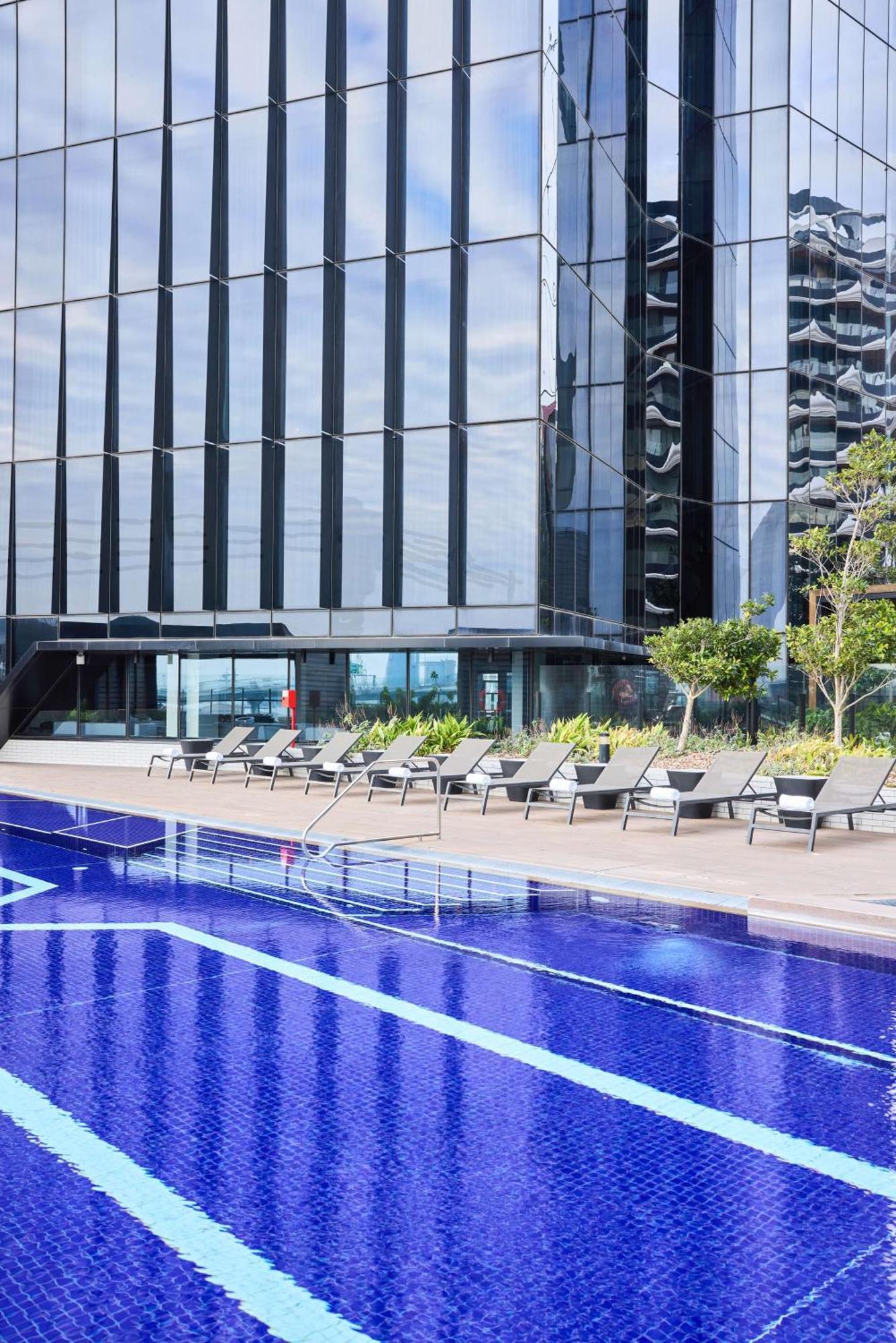 Vibe Hotel Melbourne Docklands Екстер'єр фото