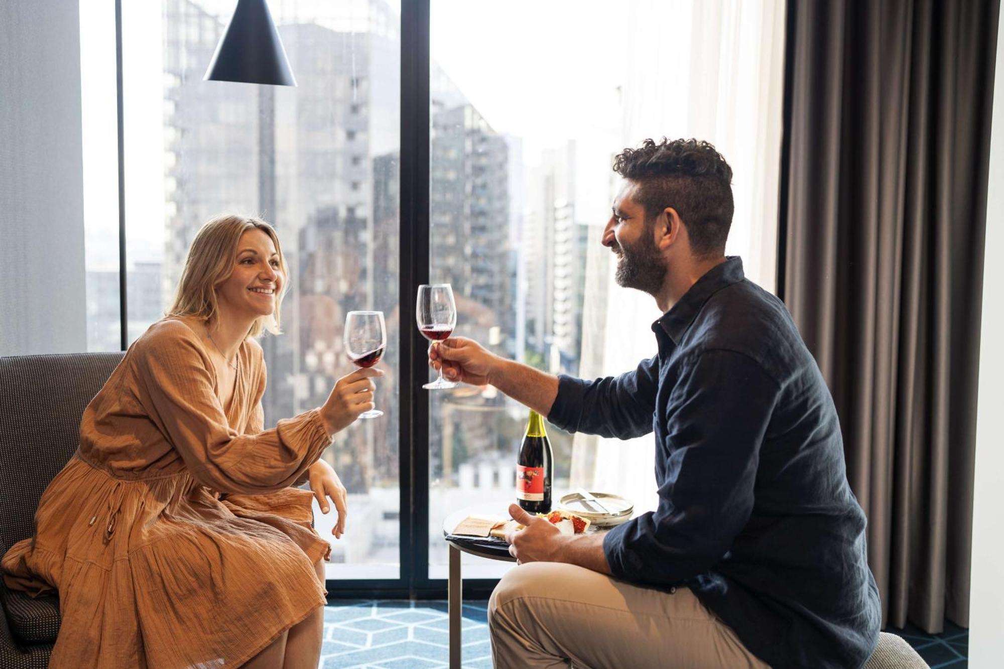 Vibe Hotel Melbourne Docklands Екстер'єр фото